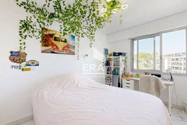 NICE - CIMIEZ : JOLI F4 EN DERNIER ÉTAGE AVEC TERRASSE AVEC VUE MER