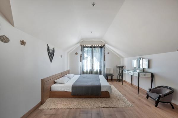 Maison 5 pièces quartier résidentiel Viry Chatillon – 3 chambres dont une suite parentale - Entièrement rénovée - 420m² terrain