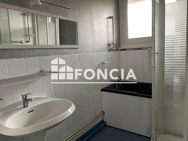 Location Appartement 4 pièces 81.6 m² - 26 RUE DE LA TOUR DE BEURRE Rouen 76000