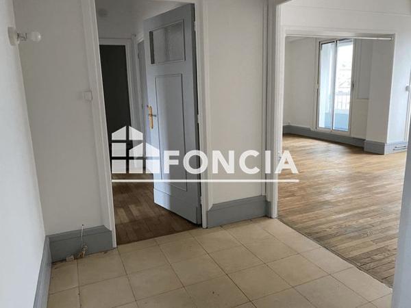 Location Appartement 4 pièces 81.6 m² - 26 RUE DE LA TOUR DE BEURRE Rouen 76000