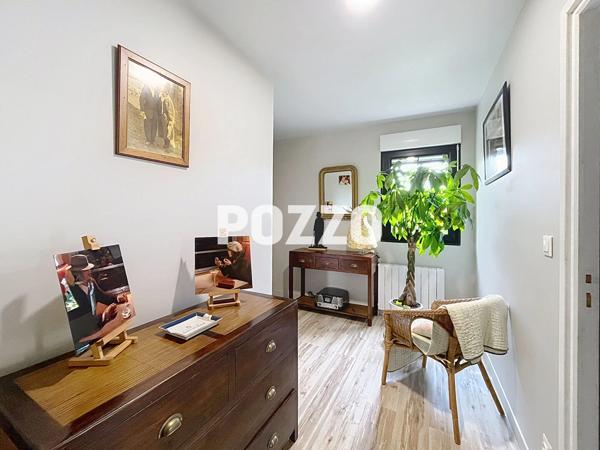 A Vendre - Cuves - Maison 6 pièce(s) 215 m² CUVES