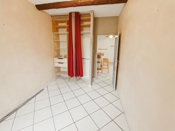 Appartement Salon De Provence 2 pièce(s) 46 m2