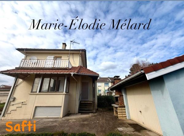 Lexy – Maison avec jardin, grand garage et beau potentiel, située dans une rue calme et peu passante