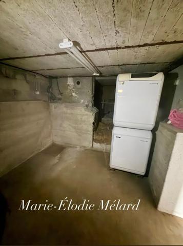 Lexy – Maison avec jardin, grand garage et beau potentiel, située dans une rue calme et peu passante