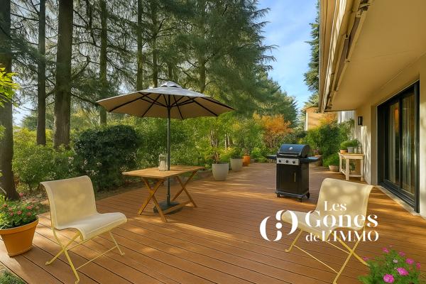 Rez de jardin 7 pièce(s) 4 chambre(s) 148.39 m²