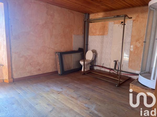 Maison à vendre 9 pièces 236 m² Saint-Bonnet-de-Salers