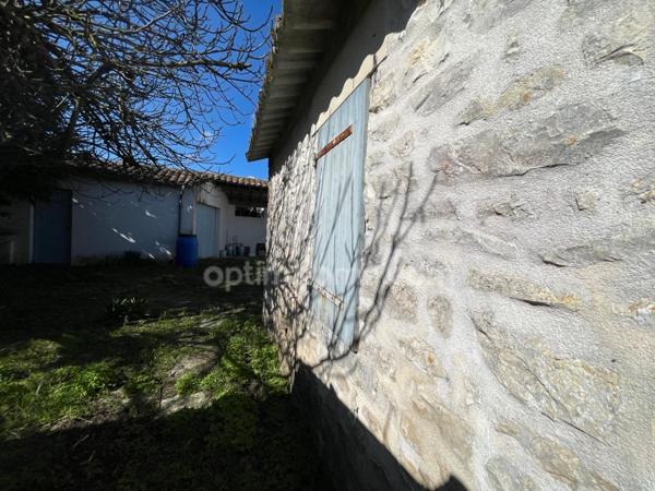 Maison en pierres de 4 chambres avec une dépendance, SAINTE MARIE DE RE - 17740