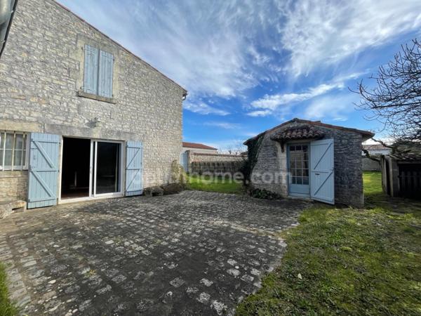 Maison en pierres de 4 chambres avec une dépendance, SAINTE MARIE DE RE - 17740