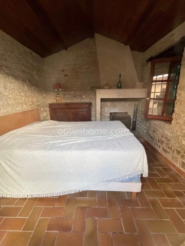 Maison en pierres de 4 chambres avec une dépendance, SAINTE MARIE DE RE - 17740