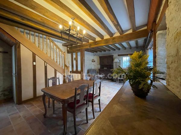 Maison en pierres de 4 chambres avec une dépendance, SAINTE MARIE DE RE - 17740