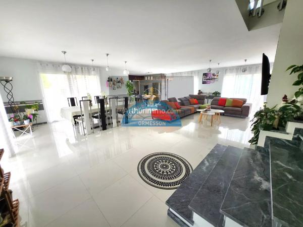 Vente Villa 9 pièces 240 m2 à Le Plessis-Trévise