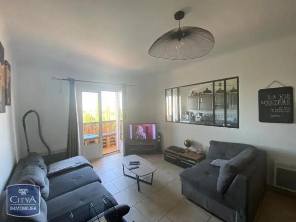 Appartement à louer 3 pièces 77.94m²