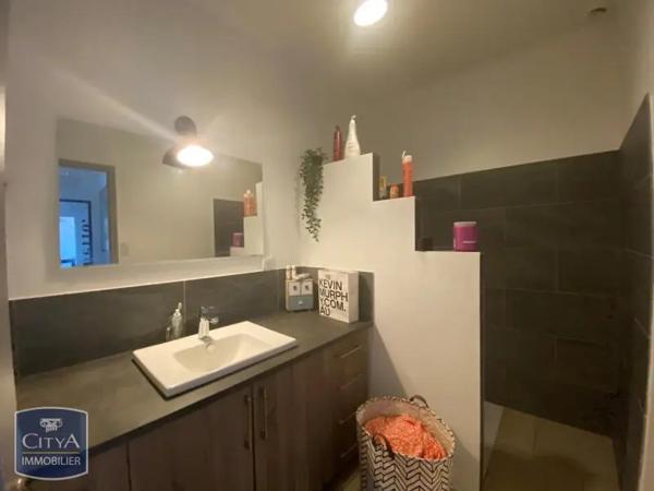 Appartement à louer 3 pièces 77.94m²