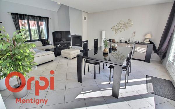 Maison à vendre    7 pièces •  Montigny-le-Bretonneux