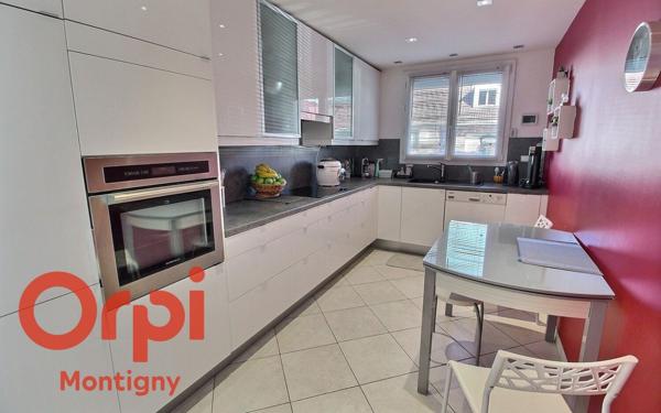 Maison à vendre    7 pièces •  Montigny-le-Bretonneux