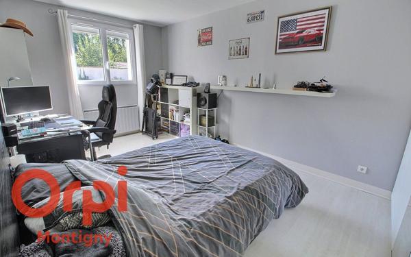 Maison à vendre    7 pièces •  Montigny-le-Bretonneux