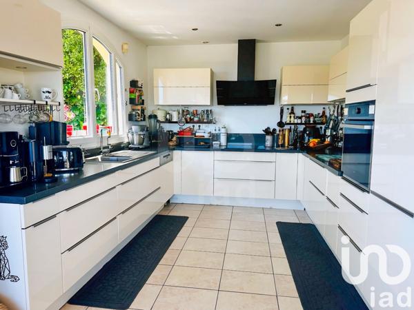 Maison à vendre 6 pièces 195 m² Vence