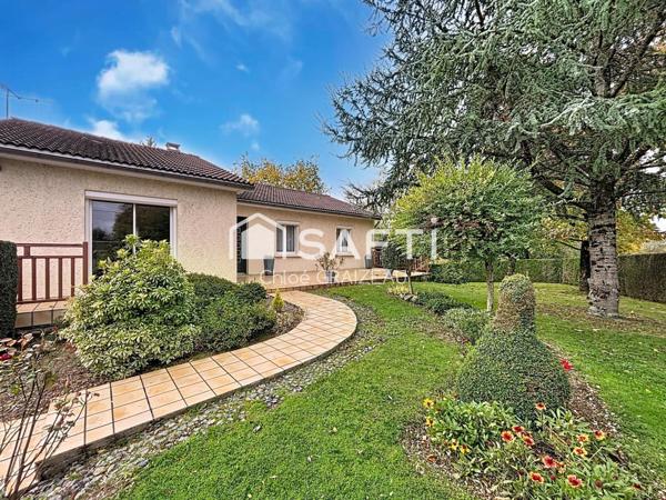 Maison sur sous-sol semi-enterré, accès de plain-pied, 4 chambres