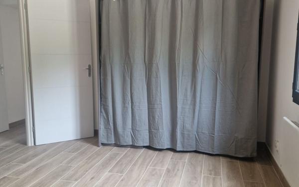 Maison à louer    4 pièces •  Lamothe-Capdeville