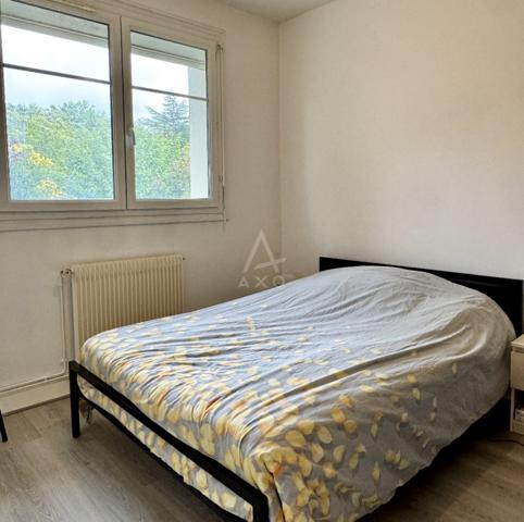 Maison lumineuse avec 4 chambres, garage et jardin  LIsle dEspagnac