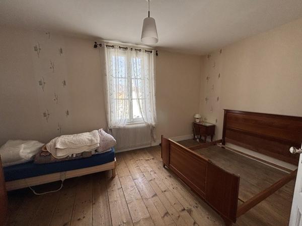 Maison à vendre |  Sainte-Foy-la-Grande |  3 pièces | 100 m²