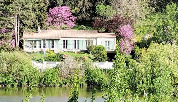 Maison 7 pièce(s) sur sous-sol et avec vue dégagée