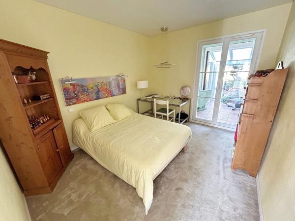 Maison 7 pièces sur sous-sol et avec vue dégagée