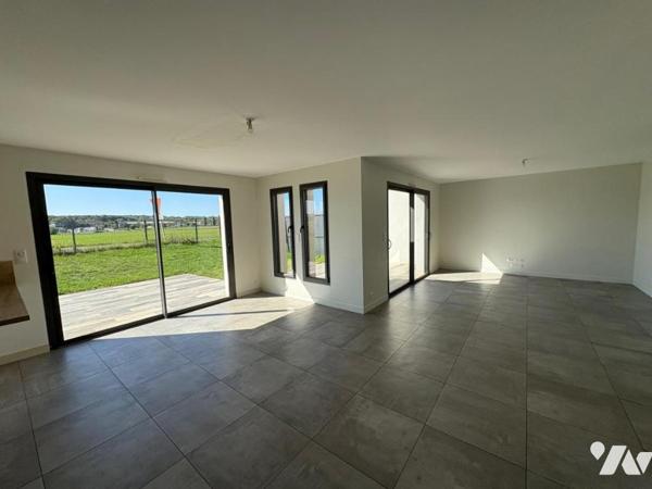 LA CRECHE, pavillon de plain-pied