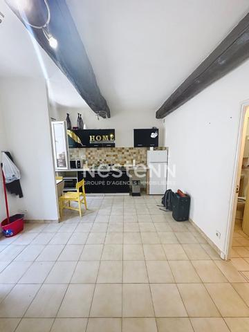 Appartement T1 à louer en centre-ville de Roquebrune-sur-Argens, rez-de-chaussée