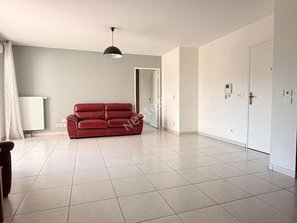 Exclusivité NESTENN Marseille 8 - Appartement 3 pièces lumineux  Pont de Vivaux (PKG en sus)