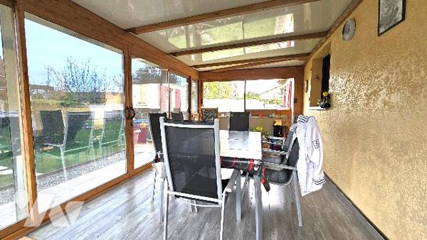 Maison T4 de plain-pied, jardin, sous-sol, garage à JALONS (51)