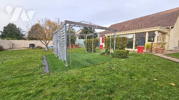 Maison T4 de plain-pied, jardin, sous-sol, garage à JALONS (51)