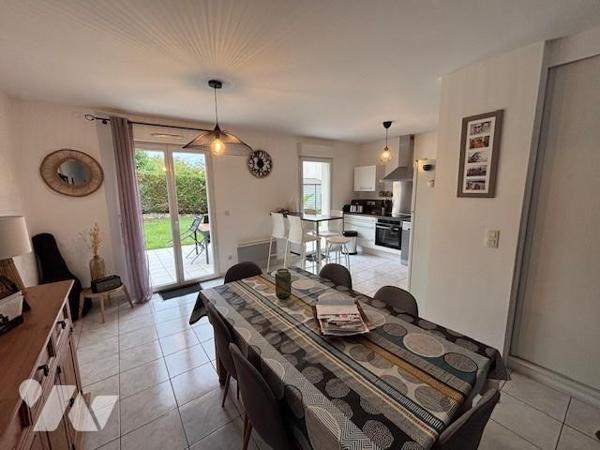 BOUCHEMAINE – Quartier La Châtaigneraie, à 4 km du centre-ville