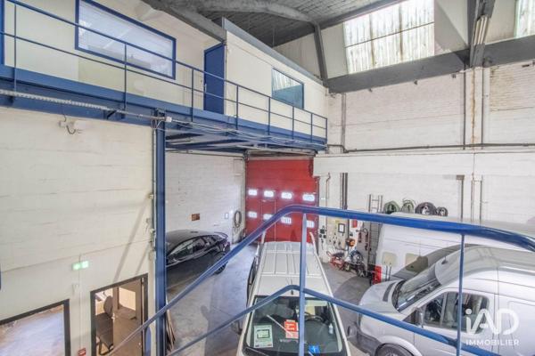 Location local d’activité 83 m² Saint-Denis