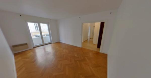 APPARTEMENT T2 A LOUER - LYON 6EME ARRONDISSEMENT l'Helvetie 52.83 m 2 900 € charges comprises par mois