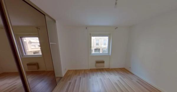 APPARTEMENT T2 A LOUER - LYON 6EME ARRONDISSEMENT l'Helvetie 52.83 m 2 900 € charges comprises par mois