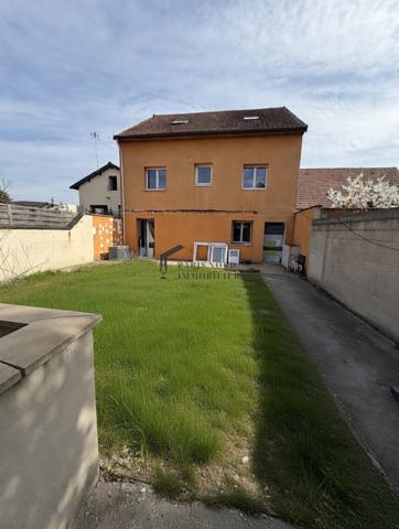 Le Blanc-Mesnil (93150) maison de 110 m² a rafraîchir non mitoyenne