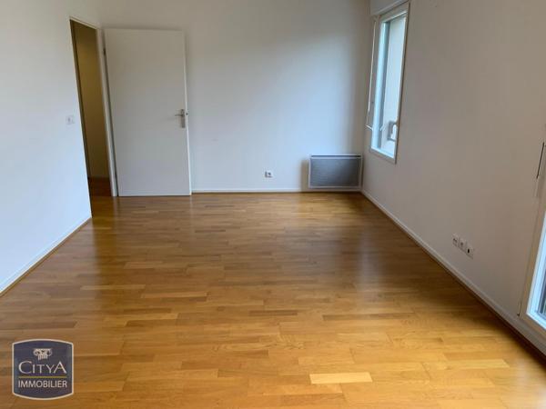 Appartement à louer 2 pièces 46.8m²
