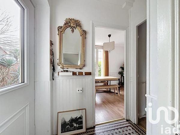 Maison traditionnelle 5 pièces de 95 m² à Mantes-la-Jolie (78200)