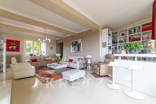 Propriété d'exception avec vue panoramique sur le Palais des Papes – Avignon