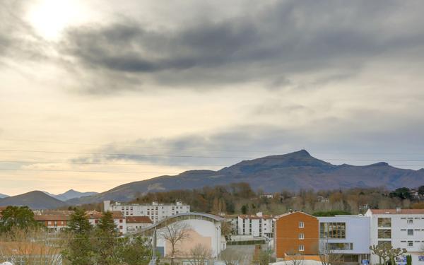 Appartement à vendre    2 pièces • 31,72 m2 Saint-Jean-de-Luz