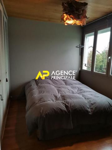 BEZONS _ Immeuble 550 m2 €1 200 000 ** - Référence 4094