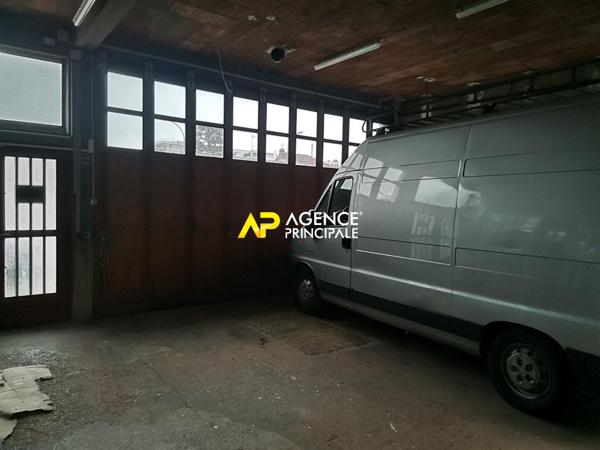 BEZONS _ Immeuble 550 m2 €1 200 000 ** - Référence 4094