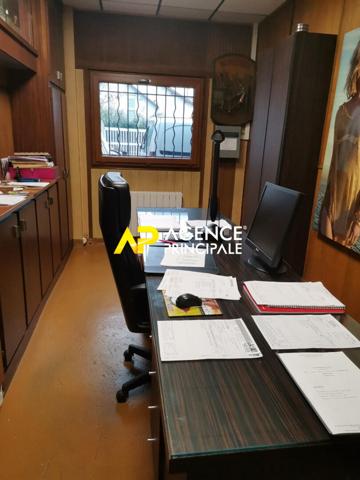 BEZONS _ Immeuble 550 m2 €1 200 000 ** - Référence 4094