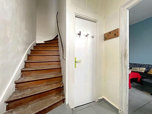 Maison à vendre avec cour à Reims - Clairmarais