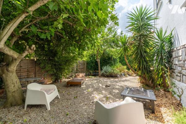 Jolie maison style art déco au coeur de la roseraie 