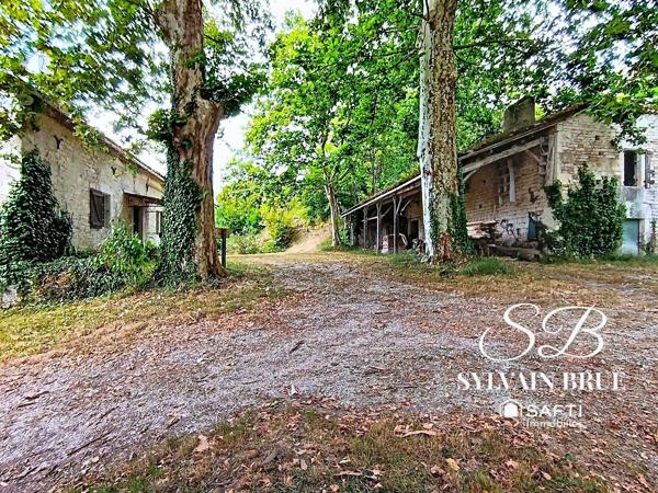 Domaine en pierre du Quercy à restaurer