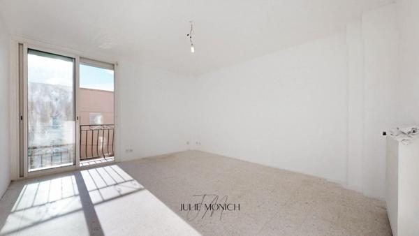 Maison avec Travaux avancés, potentiel à finaliser