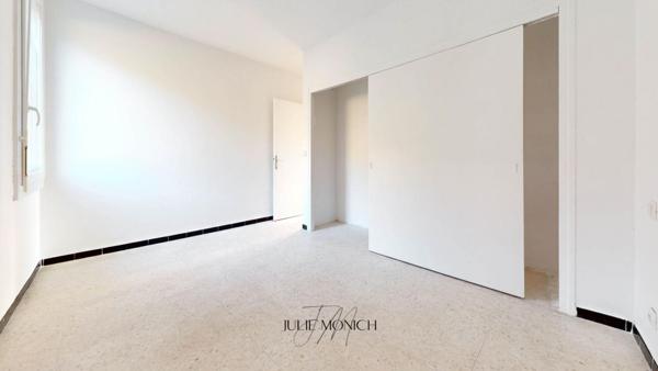 Maison avec Travaux avancés, potentiel à finaliser