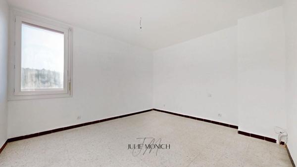 Maison avec Travaux avancés, potentiel à finaliser